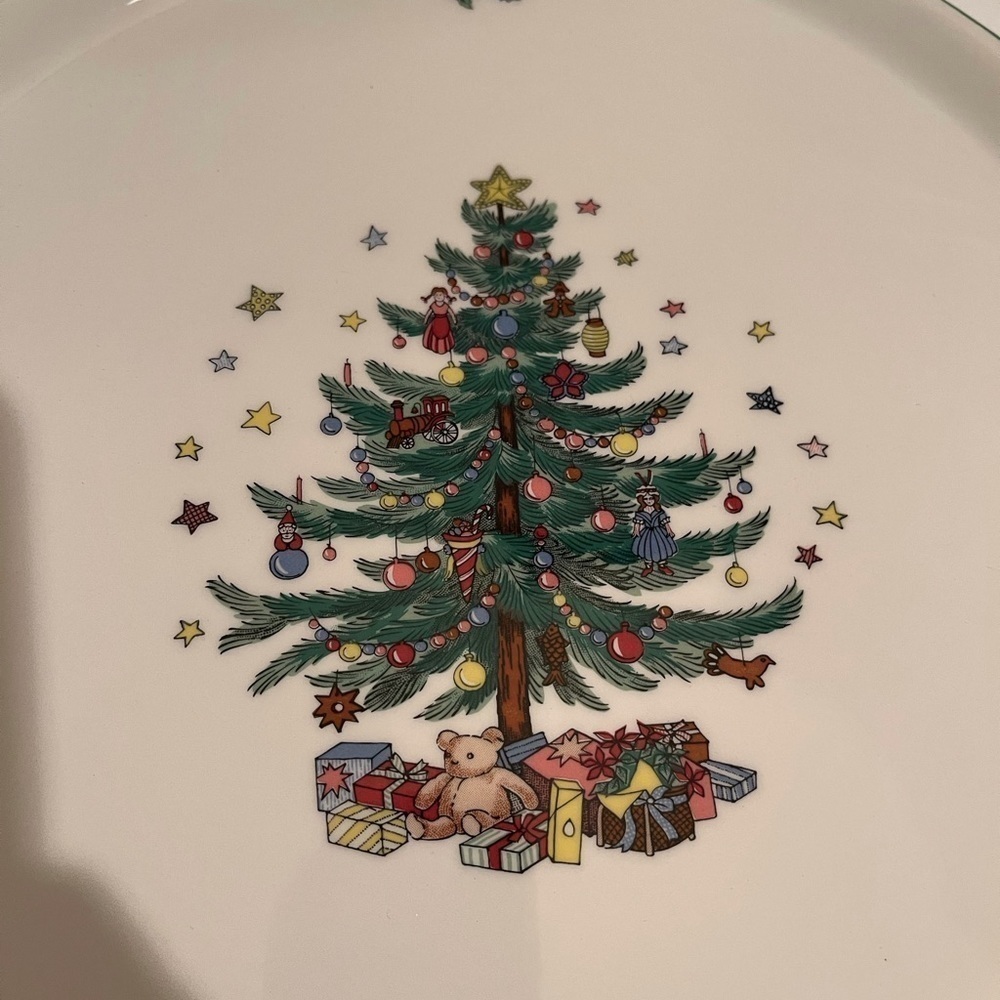 New Nikko Christmastime Hostess Plate with Server. Rare Find - Picture 3 of 10
